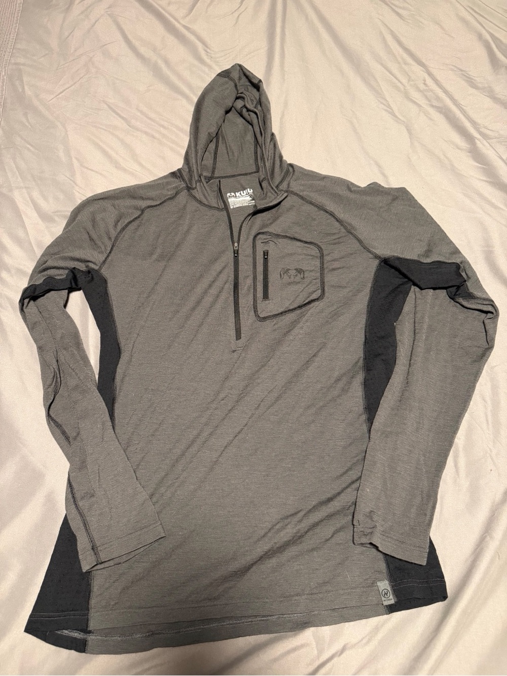 Kuiu ultra merino 145 zip t hoodie Men's L Pullover with Chest Zip Pocket